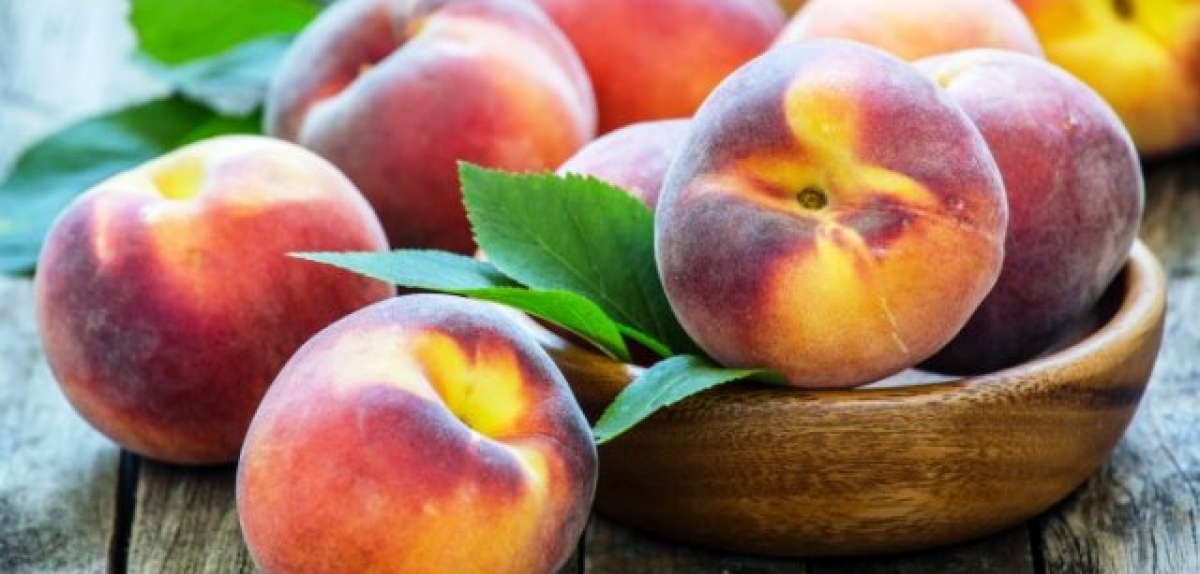 Виробництво персиків та нектаринів в Європі впало майже на 20%