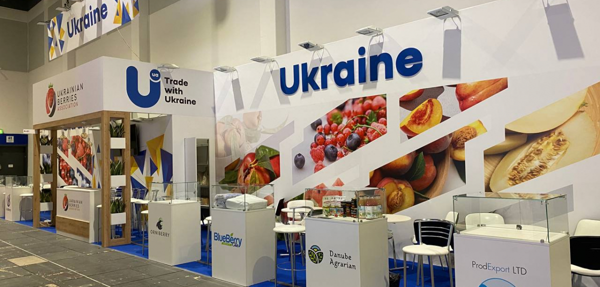 Останні приготування перед стартом FRUIT LOGISTICA 2025!